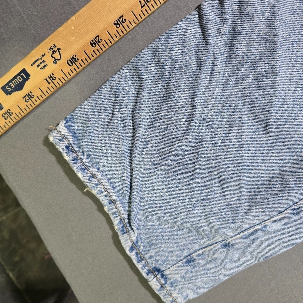 Universal Thread 90s Baggy Jeans Light Wash Distressed womens Size 00 27x32 - Picture 4 of 8